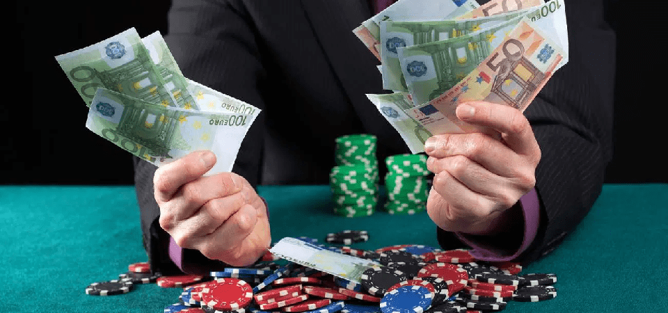 How To Manage Your Money When Playing Casino?