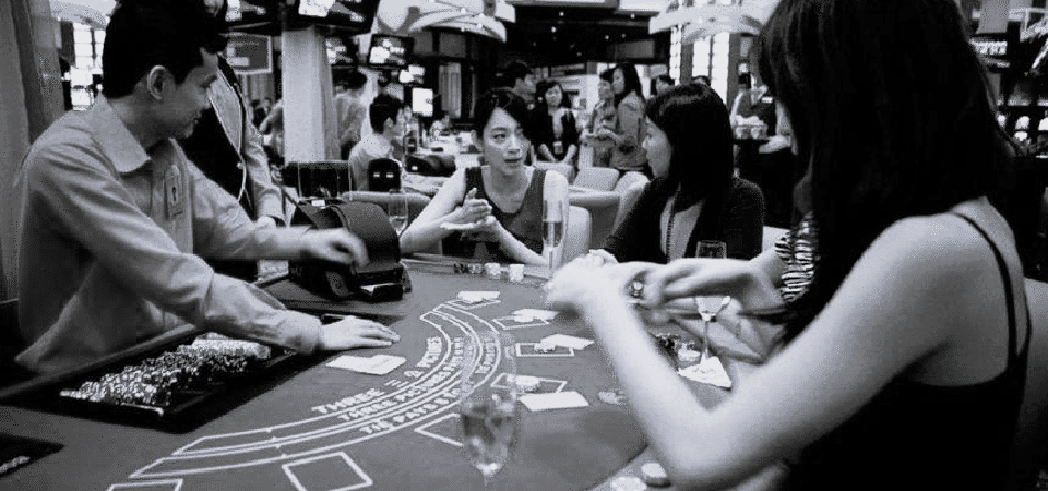 Singapore Casino Dealer Gets Prison Time for Sleight of Hand Scheme